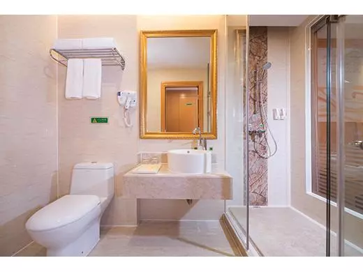 Vienna Hotel Shanghai Fengxian South Bridge Jinhai Road