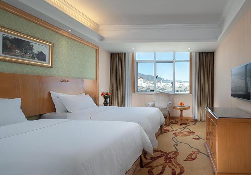 Vienna International Hotel Lijiang Yuxue Avenue