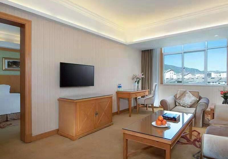 Vienna International Hotel Lijiang Yuxue Avenue
