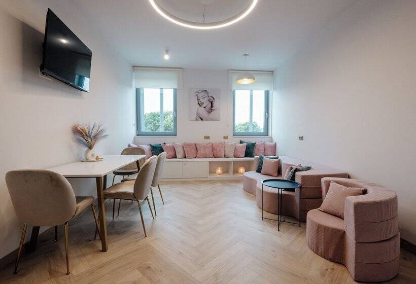 Boulevard Boutique B&b