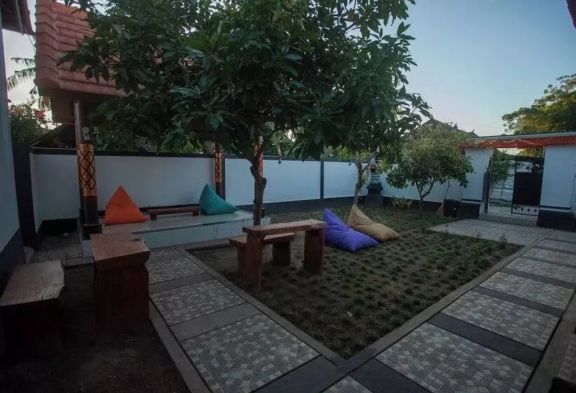 Lucky Hostel
