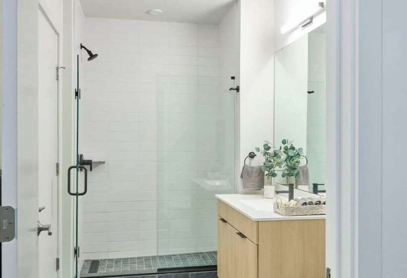 Luxury Apartments By Hyatus At The Asher