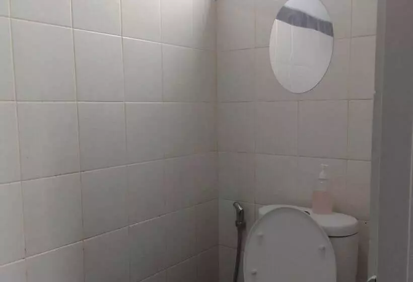 Hotelli Oyo 94010 Victoria Square