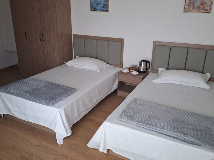 בית מלון כפרי Nlm