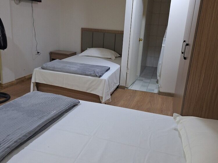 בית מלון כפרי Nlm