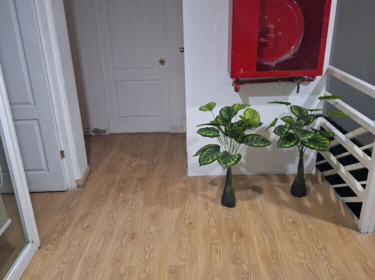 בית מלון כפרי Nlm