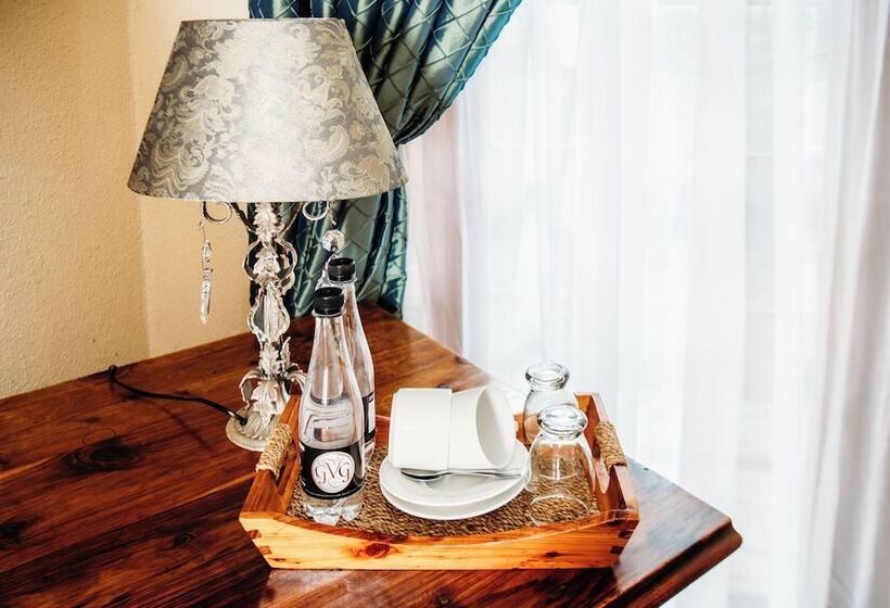 Пансион Grace View Guest House