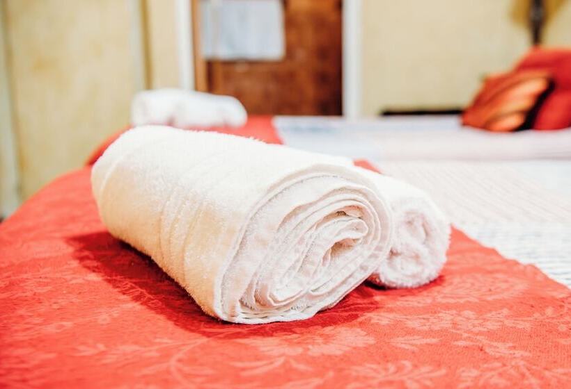 Пансион Grace View Guest House