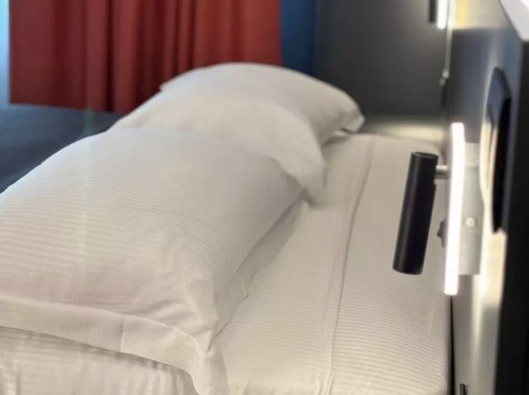 پانسیون Levelup