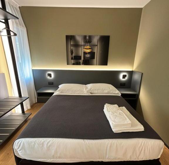 Pension (Hôtel basse catégorie) Levelup