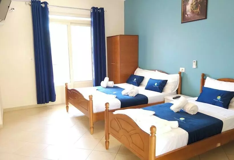 Hotelli Friends House   Borsh