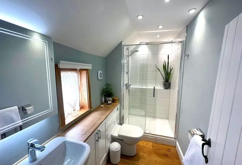 Majatalo The Globe House