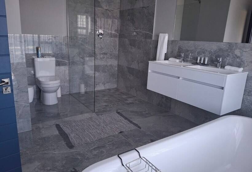 مبيت وإفطار Ocean Days