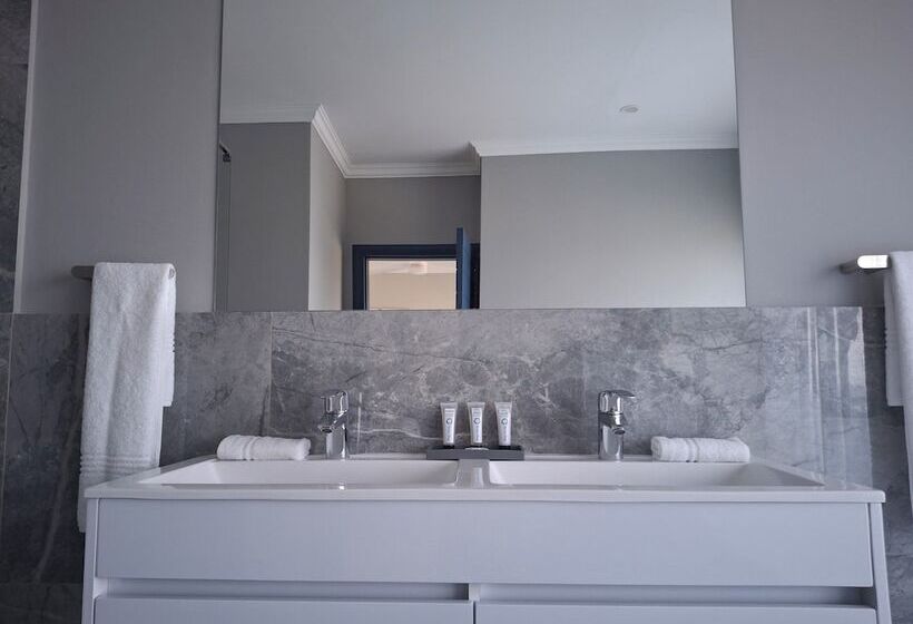 مبيت وإفطار Ocean Days