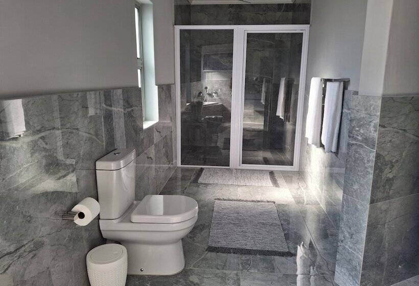 مبيت وإفطار Ocean Days