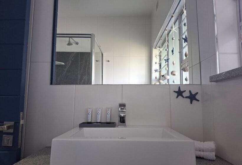 مبيت وإفطار Ocean Days