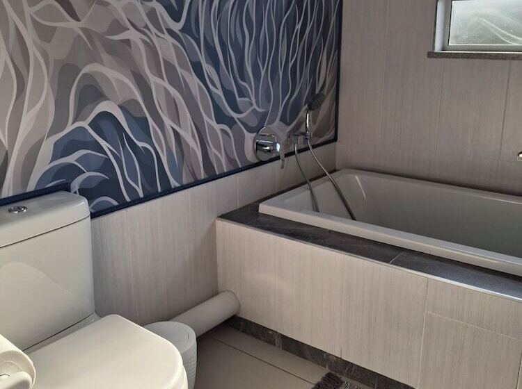 مبيت وإفطار Ocean Days