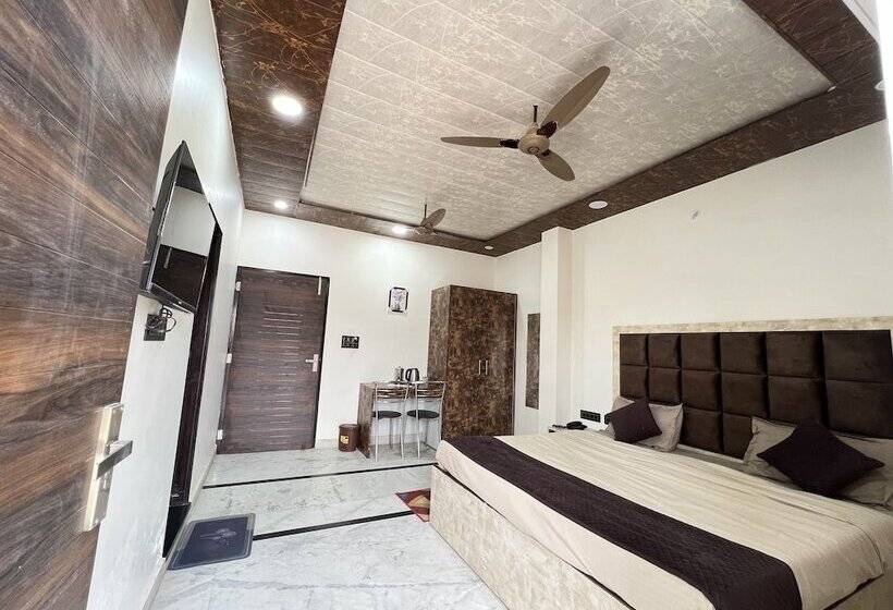 酒店 Govindam Royal Stay