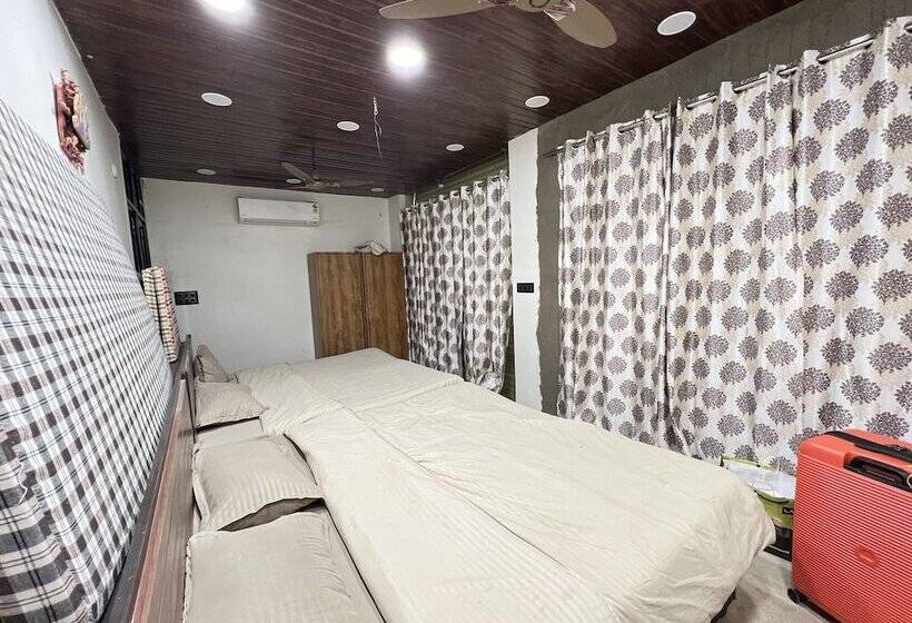 酒店 Govindam Royal Stay