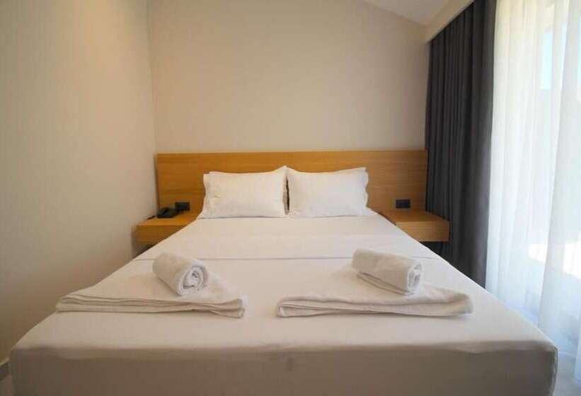 هتل Niklas Boutique