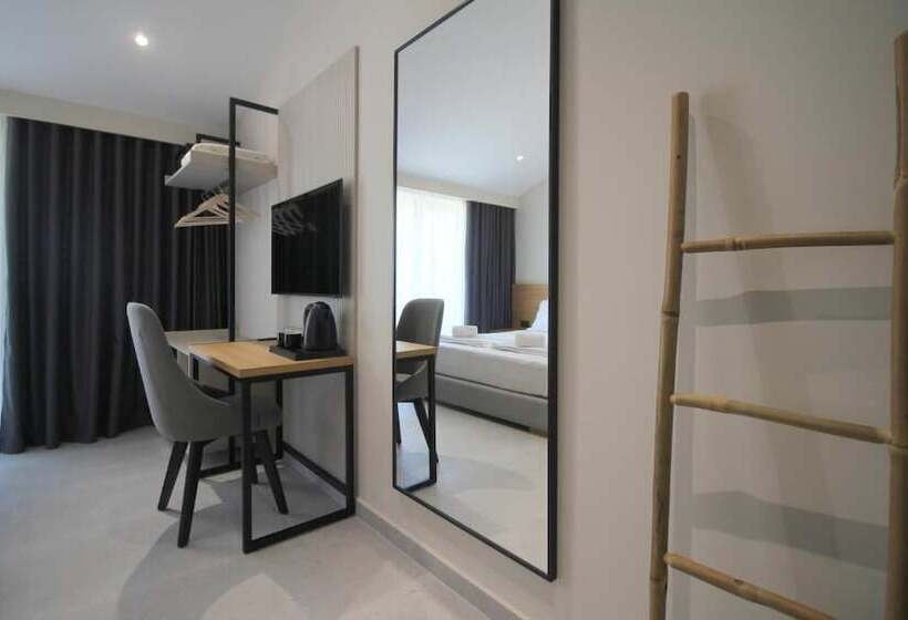 هتل Niklas Boutique