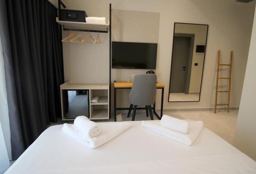 هتل Niklas Boutique