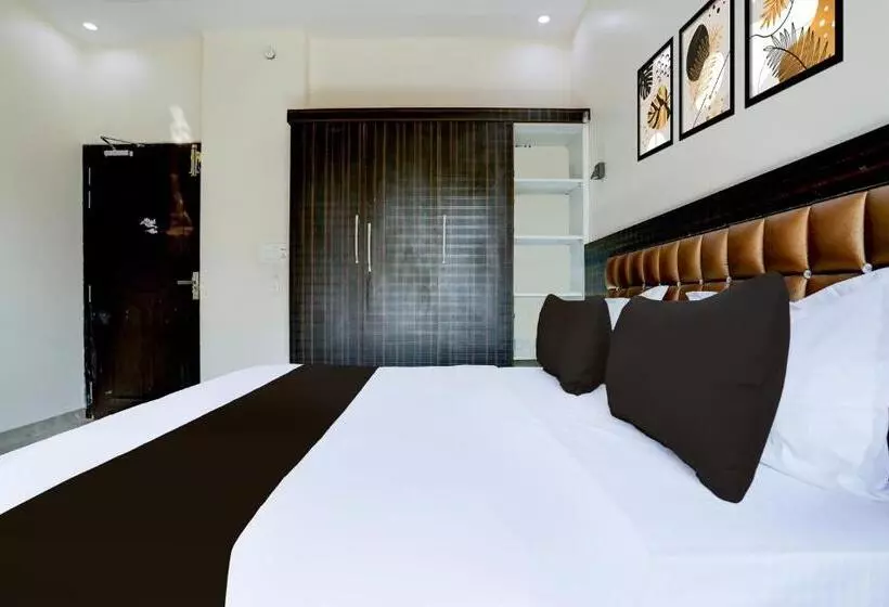 Oyo Hotel Rudraksh
