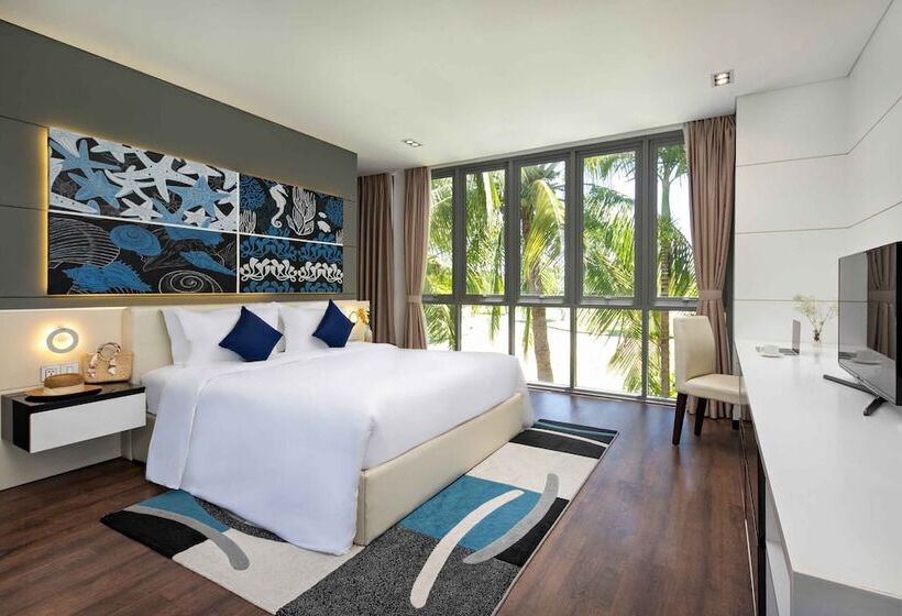 استراحتگاه The Ocean Suites