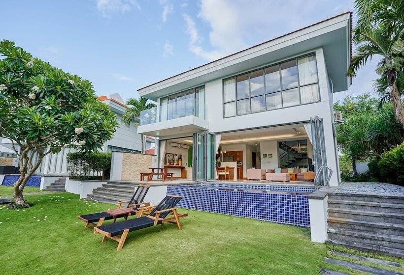 استراحتگاه The Ocean Suites