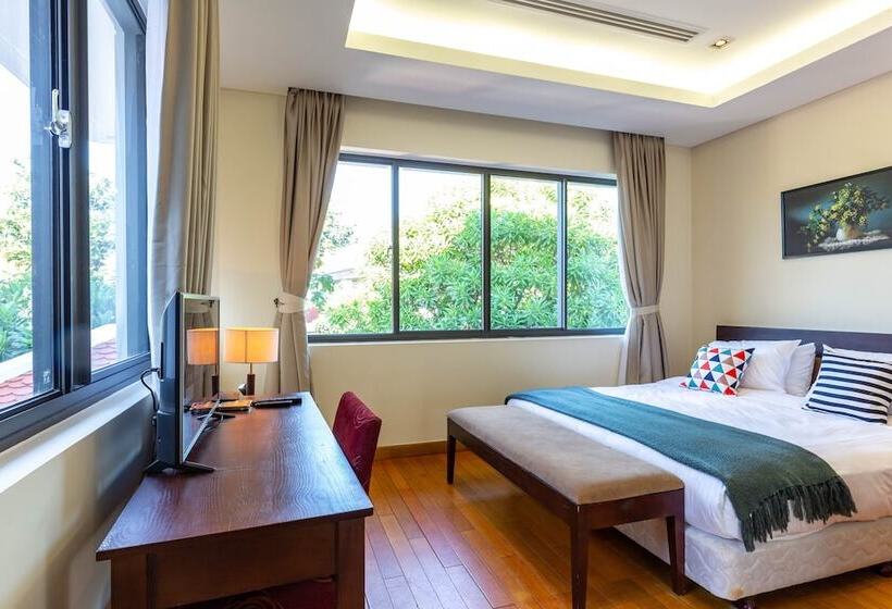 استراحتگاه The Ocean Suites