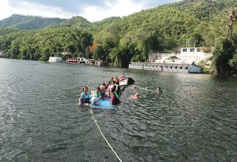 Aamiaismajoitus (B&B) Tiger House River Kwai ไทเกอร์เฮ้าส์ ริเวอร์แคว