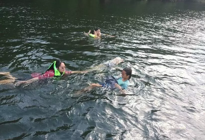 Aamiaismajoitus (B&B) Tiger House River Kwai ไทเกอร์เฮ้าส์ ริเวอร์แคว