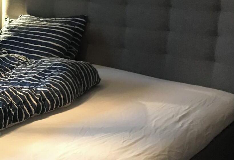 膳宿费 Beach Camp