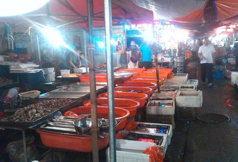 ユースホステル Haibianke Old Street