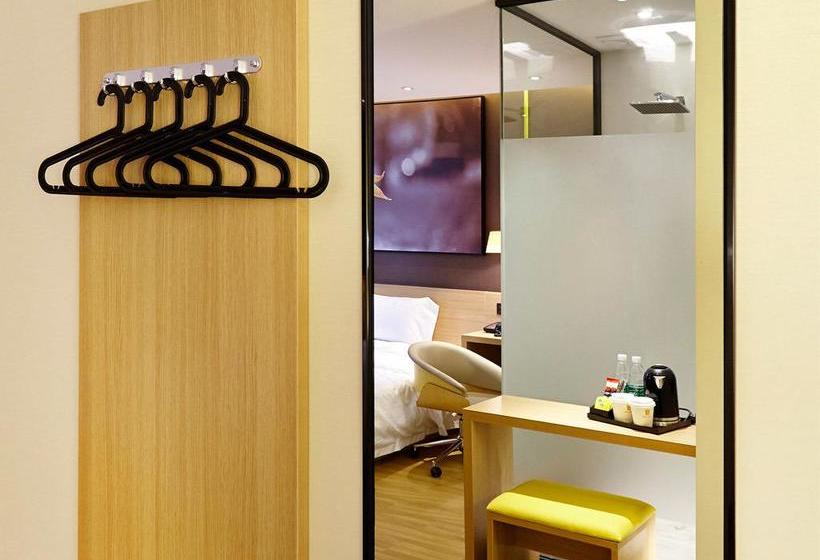 בית מלון כפרי 7days Premium Nanjing Xinjiekou Subway Station