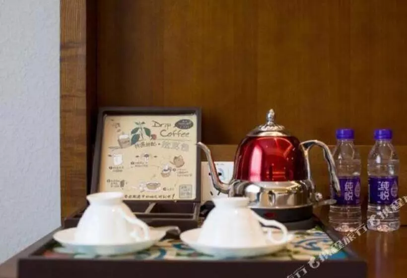 هتل James Joyce Coffetel Qinhuangdao People Park Plaza