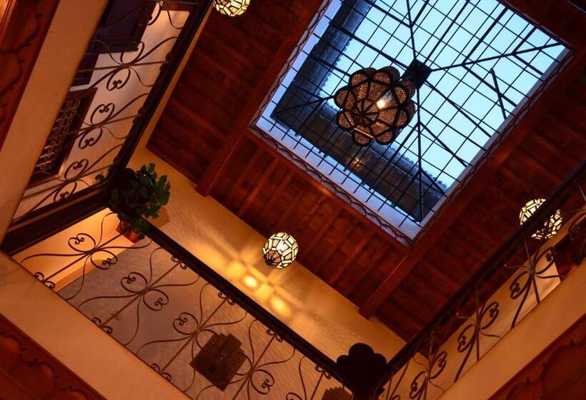 پانسیون Room In Bb   Dar Rehla Bab Remouz