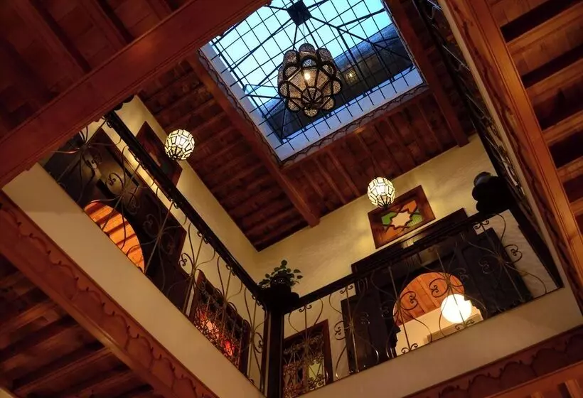 پانسیون Room In Bb Dar Rehla Bab Remouz