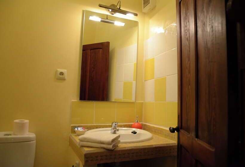 پانسیون Room In Bb   Dar Rehla Bab Remouz