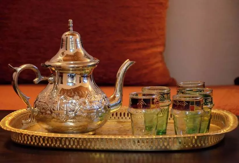 پانسیون Room In Bb Dar Rehla Bab Remouz
