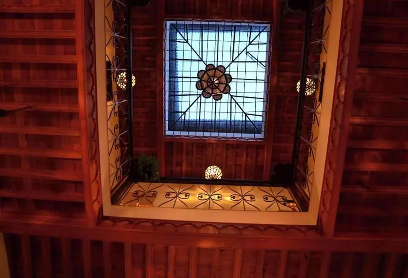 پانسیون Room In Bb Dar Rehla Bab Remouz