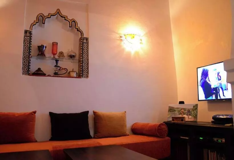 پانسیون Room In Bb Dar Rehla Bab Remouz