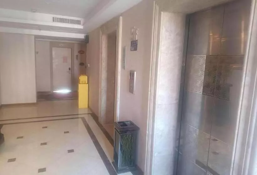 Borrman Hotel Changsha Yueliang Dao Guanziling Metro Station