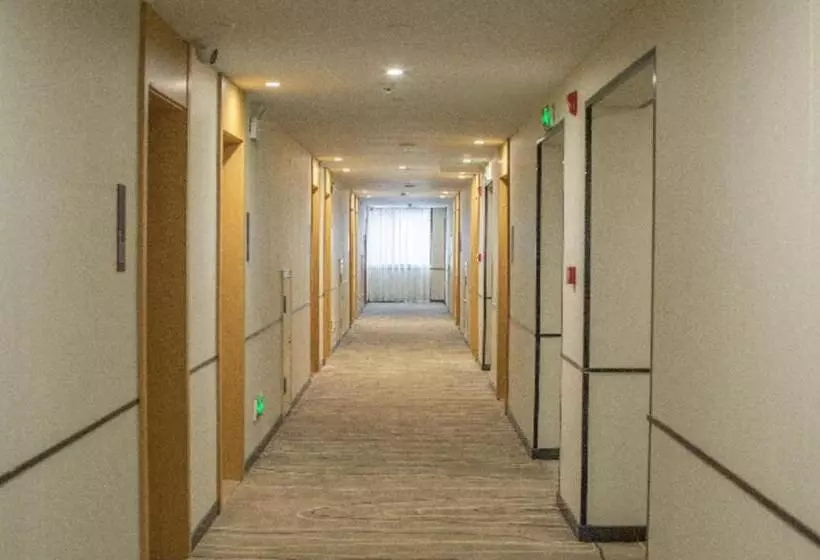 Hotelli City Comfort Inn Hengyang Baishazhou