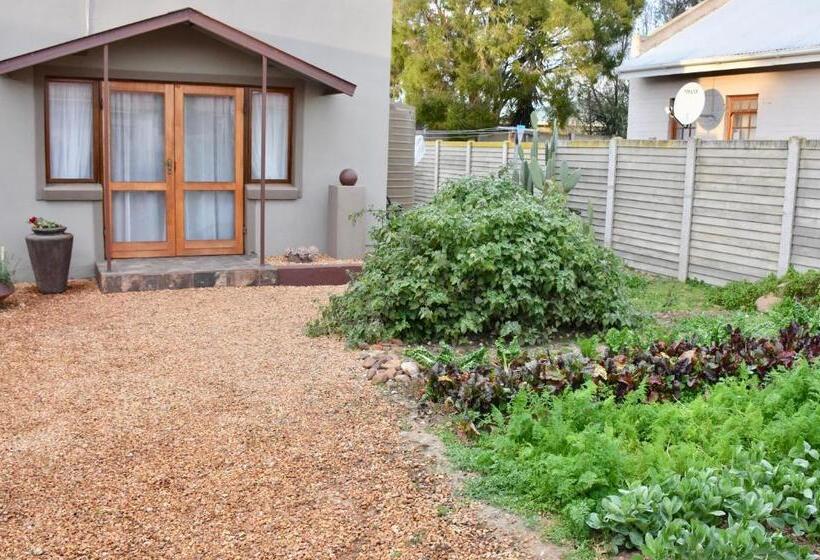 بنسيون En Suite Private Room. Centrally Located