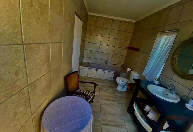 ペンション En Suite Private Room. Centrally Located