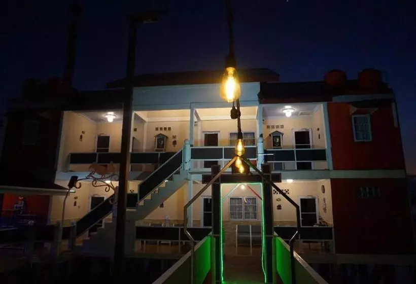 Sunset Curly Bay Hotel & Resort