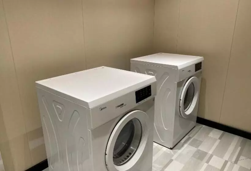 Borrman Hotel Shaoguan Nanxiong Rt Mart