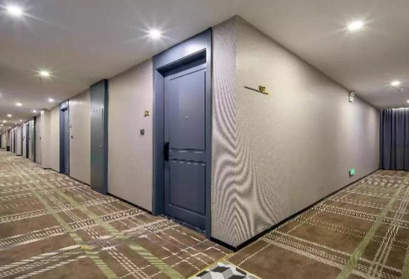 City Comfort Premier Hotel Zhaoqing East Station New District Sports Center Yanyang Lake