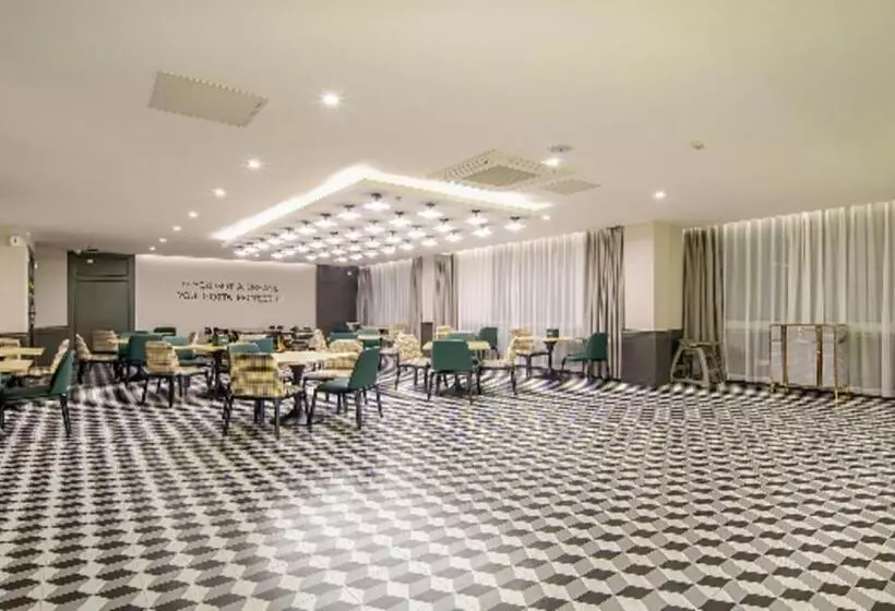 City Comfort Premier Hotel Zhaoqing East Station New District Sports Center Yanyang Lake